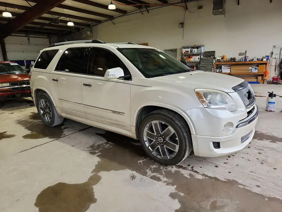 2011 GMC ACADIA DENALI  