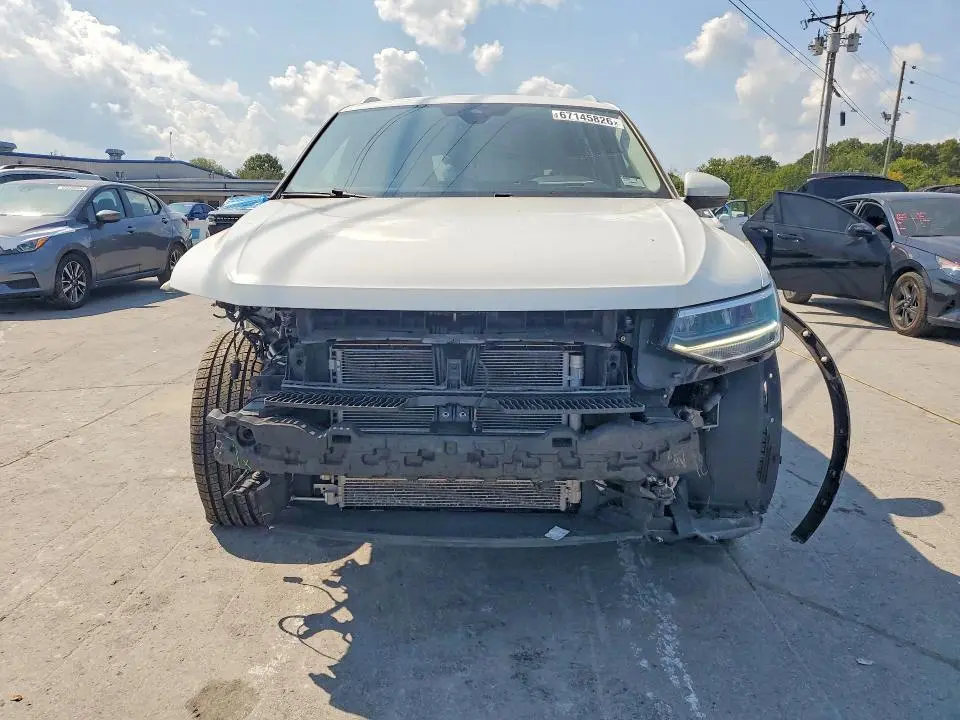 2024 VOLKSWAGEN TIGUAN SE  