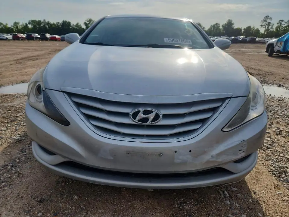2012 HYUNDAI SONATA GLS  