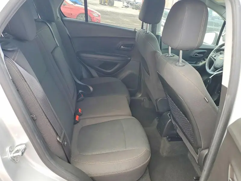 2021 CHEVROLET TRAX LS  