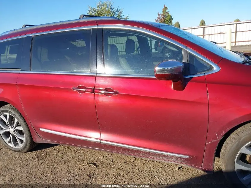 2017 CHRYSLER PACIFICA LIMITED