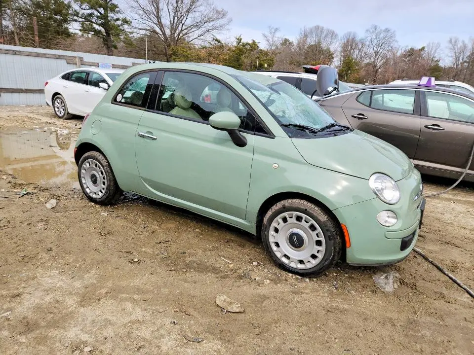 2015 FIAT 500 POP  