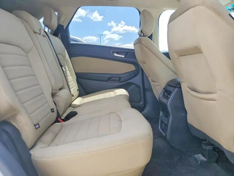 2018 FORD EDGE SE  