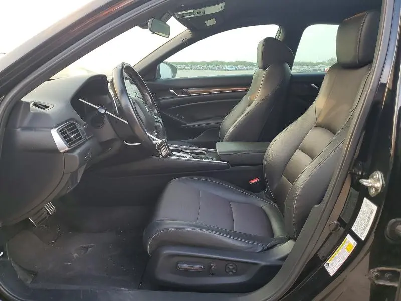 2019 HONDA ACCORD   