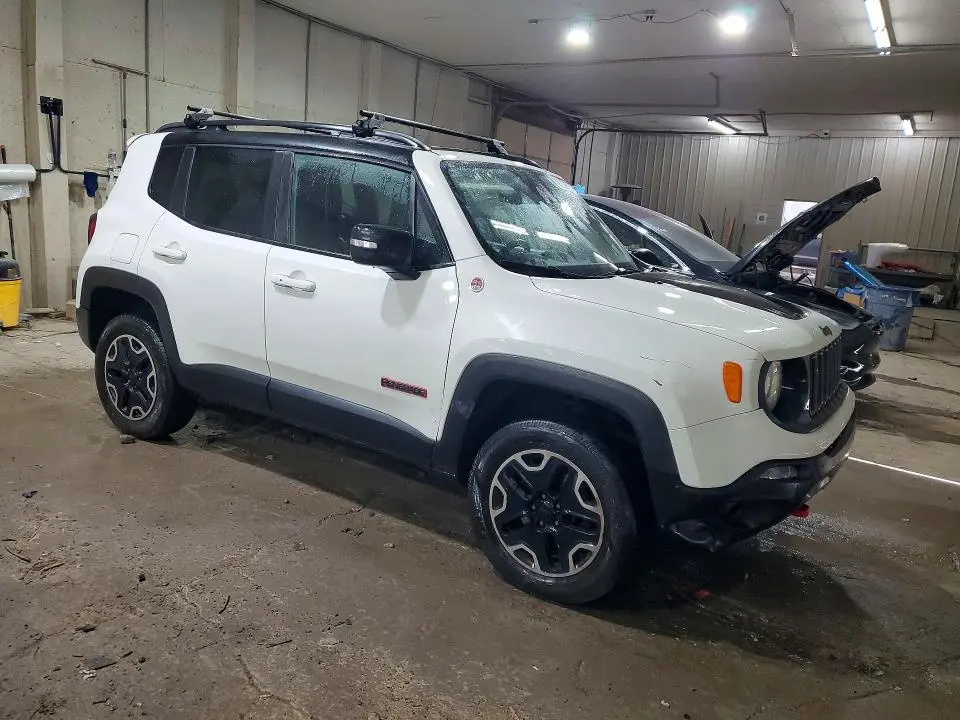 2016 JEEP RENEGADE TRAILHAWK  