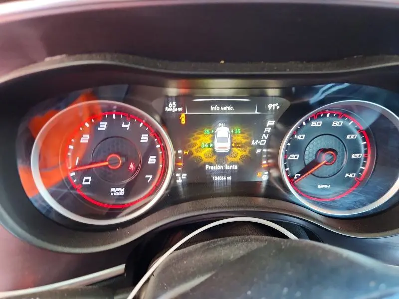 2016 DODGE CHARGER SE  