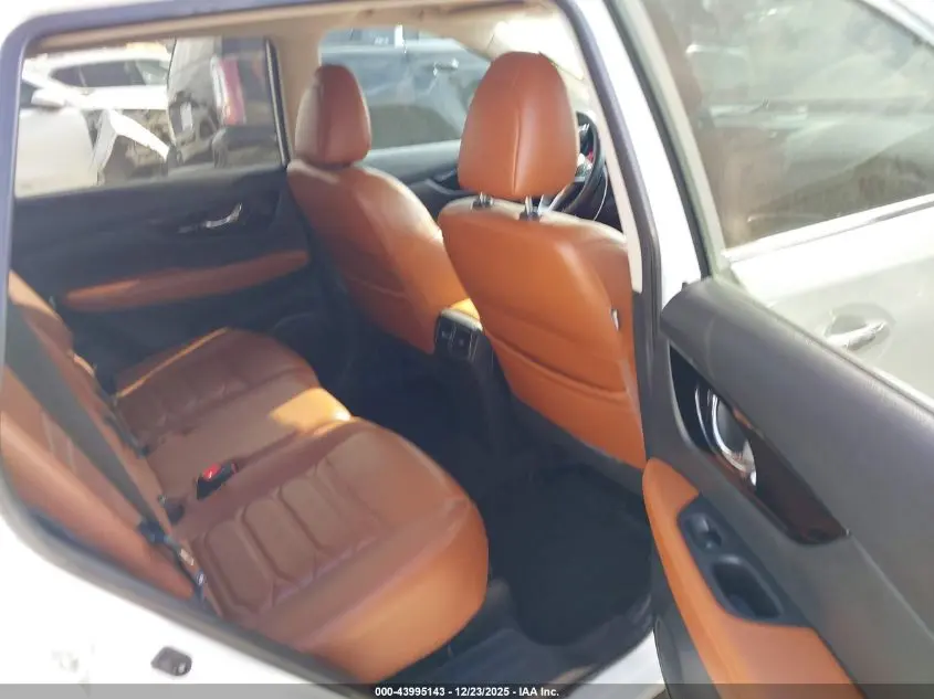 2019 NISSAN ROGUE SL