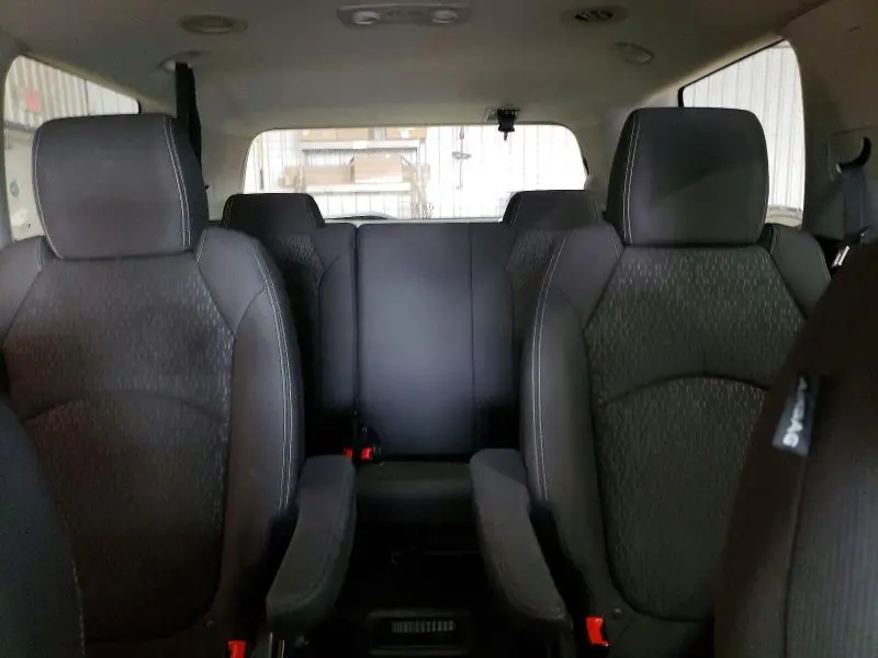 2015 GMC ACADIA SLE  