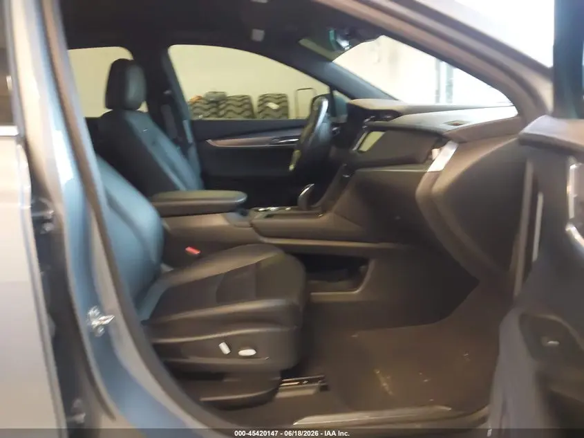 2022 CADILLAC XT5 FWD LUXURY