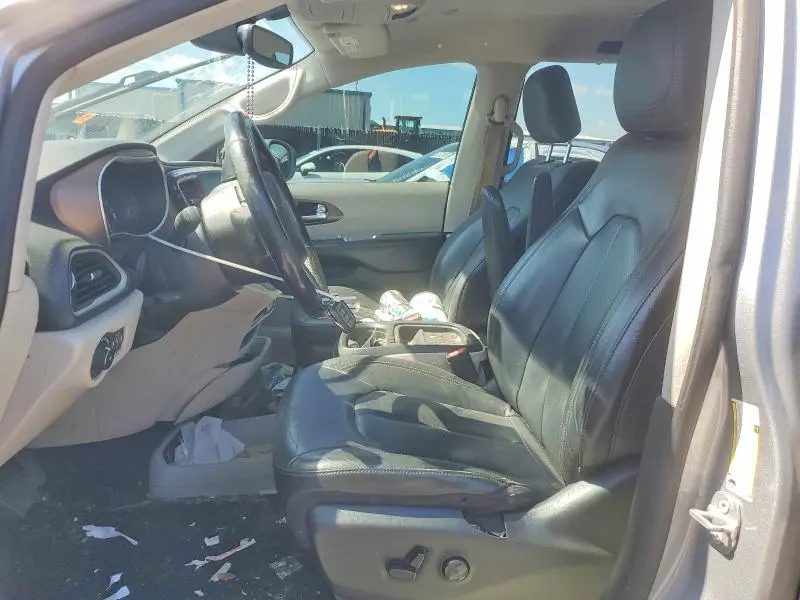 2019 CHRYSLER PACIFICA TOURING L  