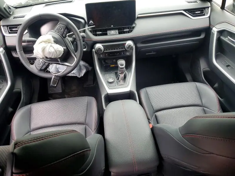 2025 TOYOTA RAV4 XSE  