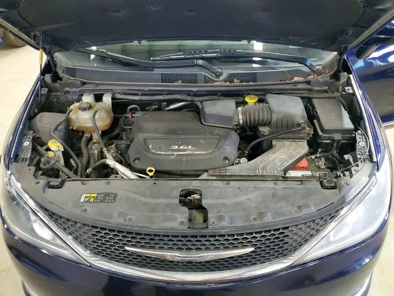 2017 CHRYSLER PACIFICA TOURING L  