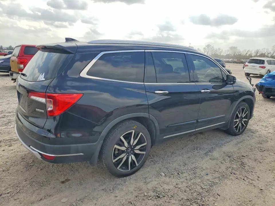 2021 HONDA PILOT TOURING  