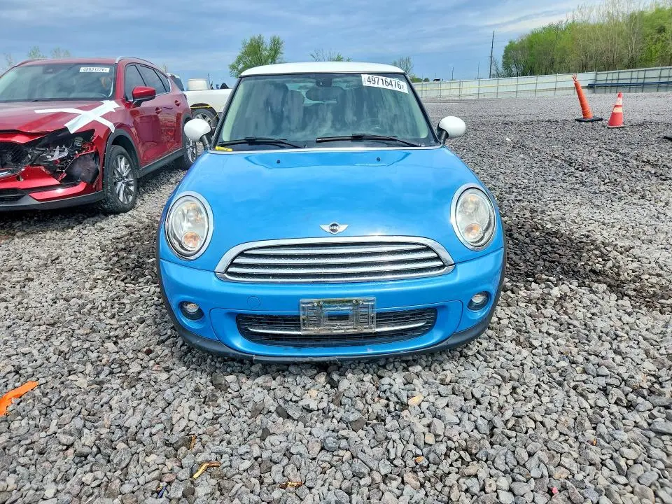 2013 MINI COOPER   