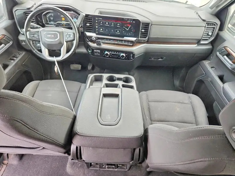 2023 GMC SIERRA K1500 SLE  