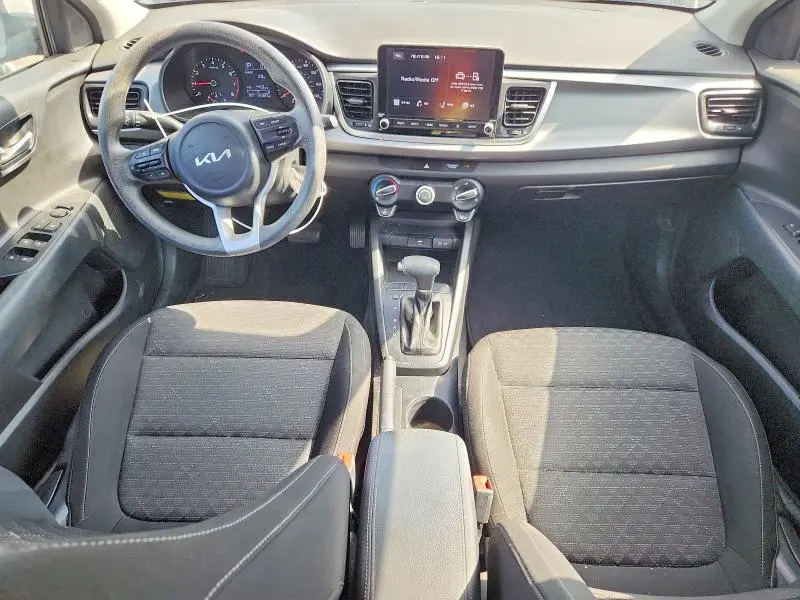 2022 KIA RIO S  