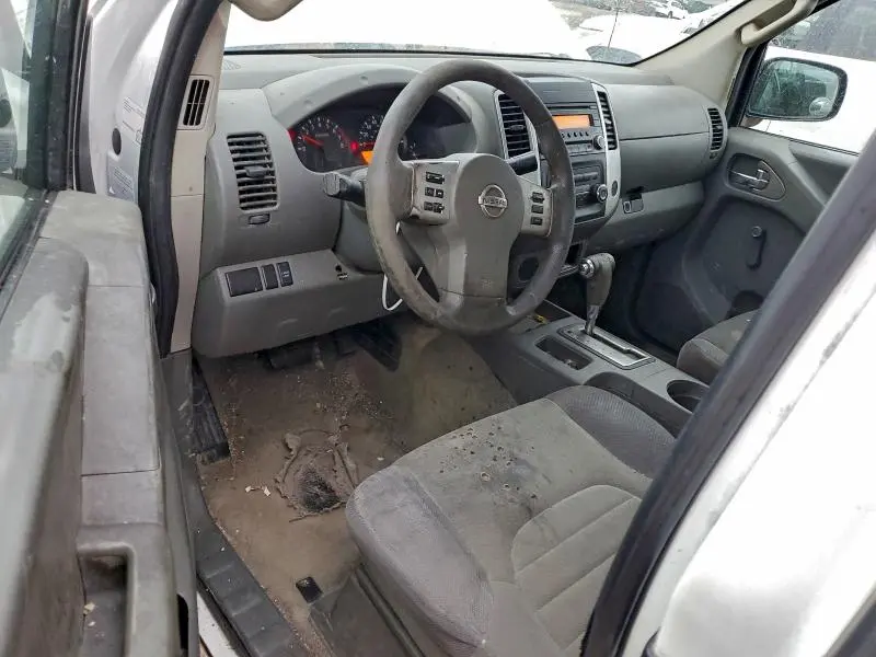 2014 NISSAN FRONTIER S  