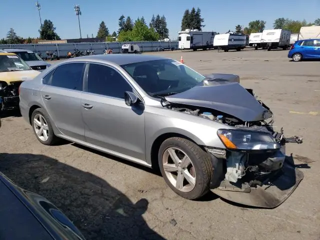 2012 VOLKSWAGEN PASSAT SE  