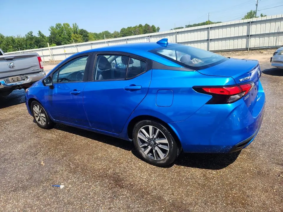 2021 NISSAN VERSA SV  