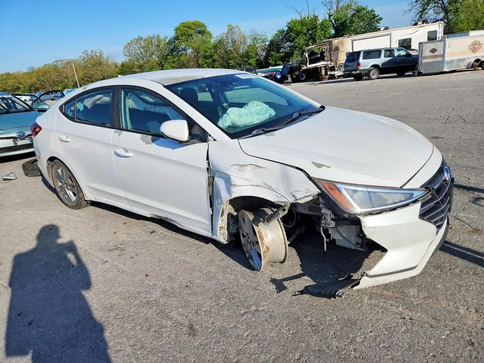2019 HYUNDAI ELANTRA SEL  