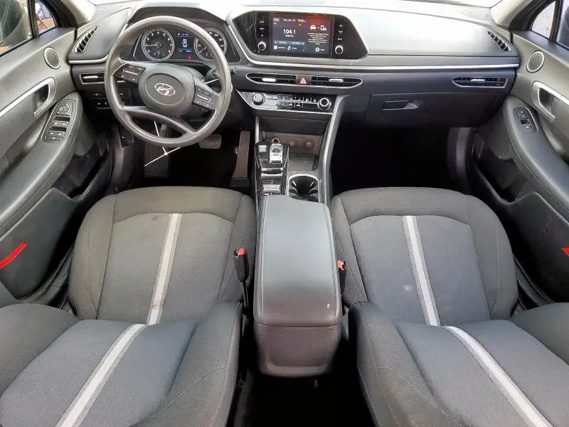 2020 HYUNDAI SONATA SE  