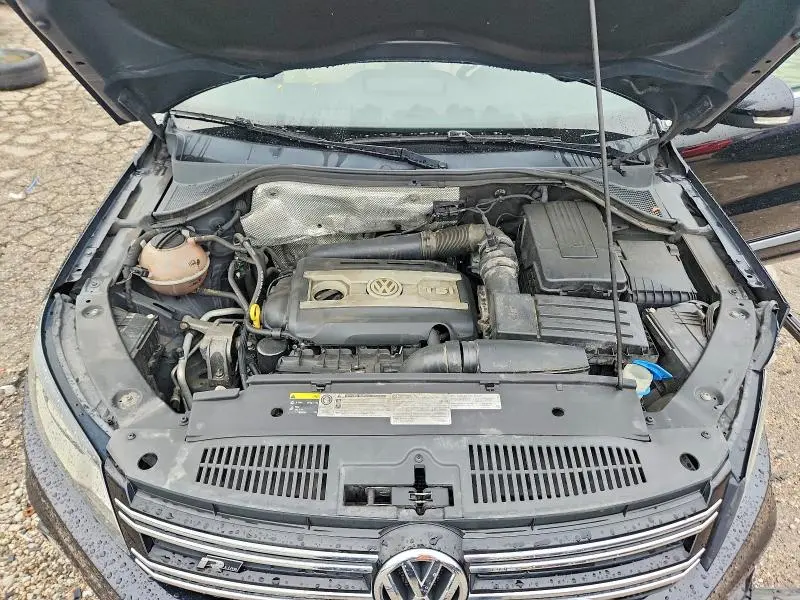 2014 VOLKSWAGEN TIGUAN S  