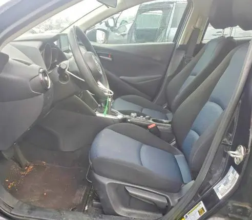 2019 TOYOTA YARIS LE  