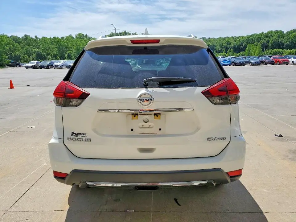 2017 NISSAN ROGUE SV  