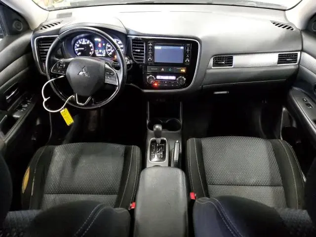 2016 MITSUBISHI OUTLANDER SE  