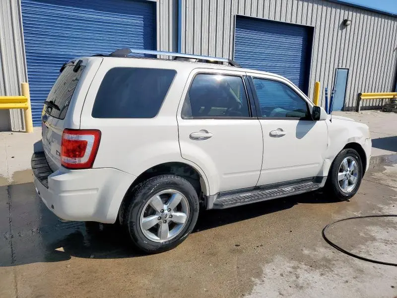 2010 FORD ESCAPE LIMITED  