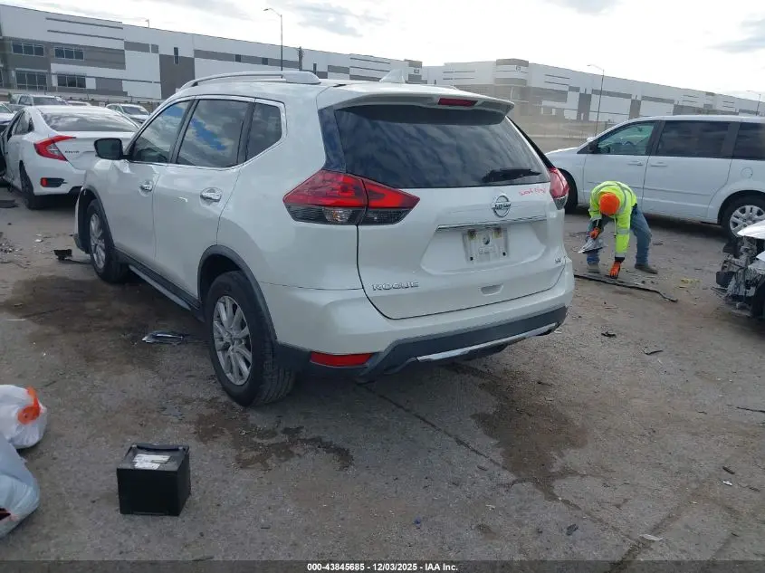 2018 NISSAN ROGUE SV