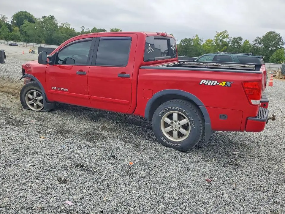 2012 NISSAN TITAN SV  
