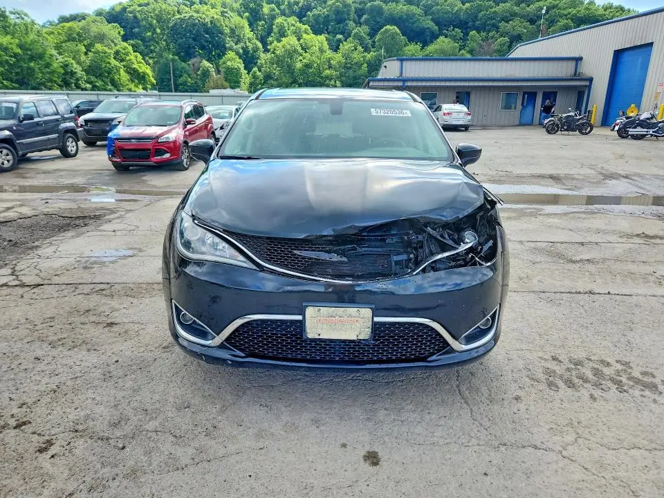 2018 CHRYSLER PACIFICA TOURING PLUS  
