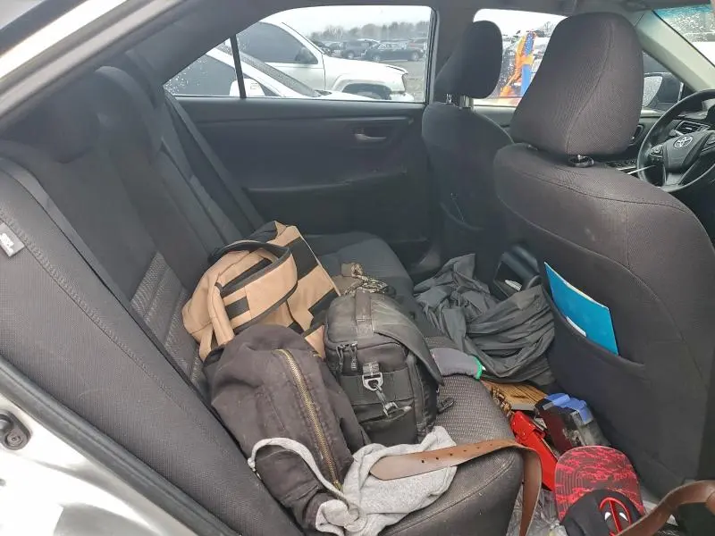 2016 TOYOTA CAMRY LE  