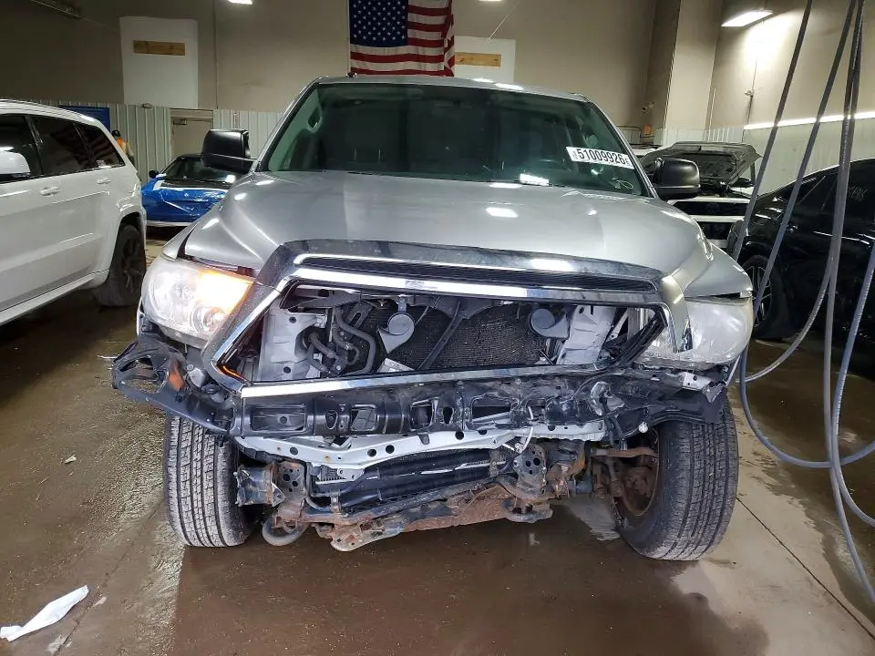 2013 TOYOTA TUNDRA DOUBLE CAB SR5  