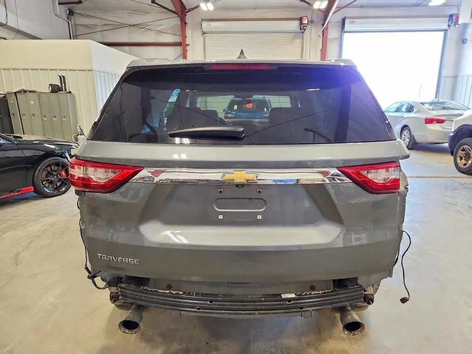2020 CHEVROLET TRAVERSE LS  