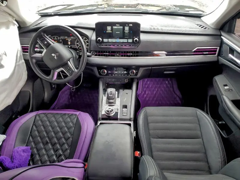 2022 MITSUBISHI OUTLANDER SE  