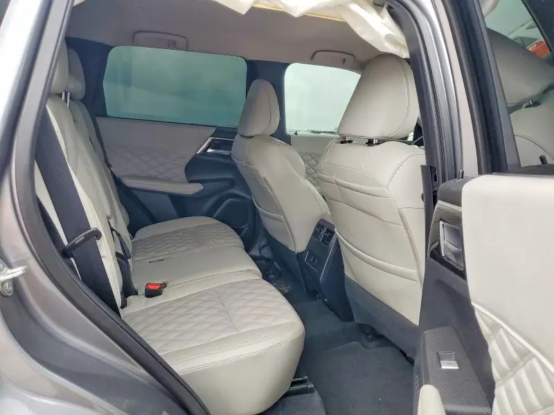 2022 MITSUBISHI OUTLANDER SEL  