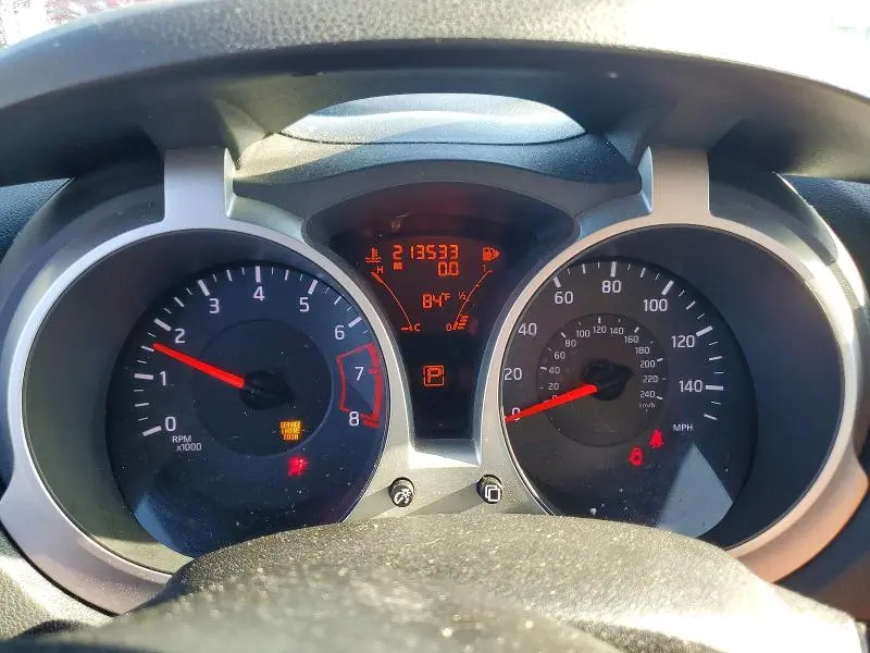 2013 NISSAN JUKE S  