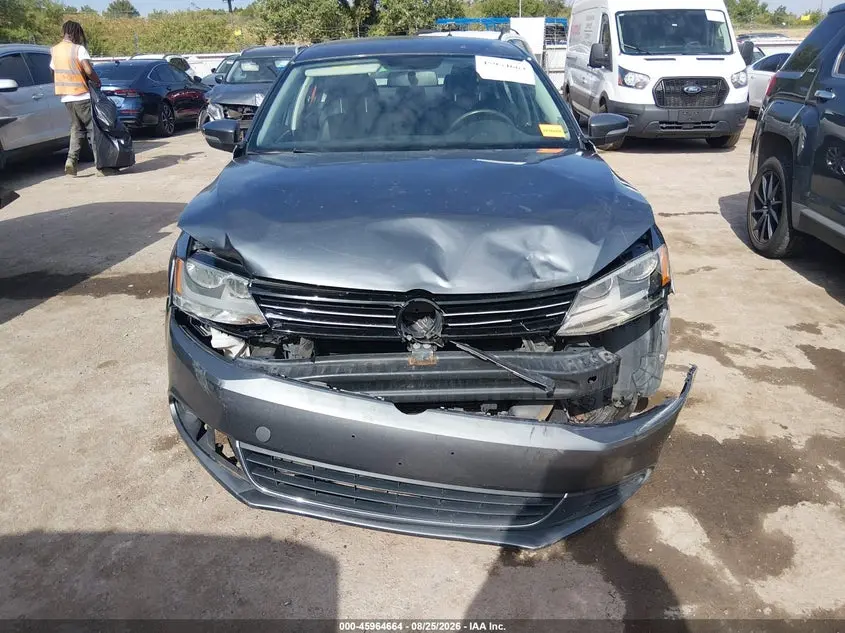 2013 VOLKSWAGEN JETTA 2.5L SE