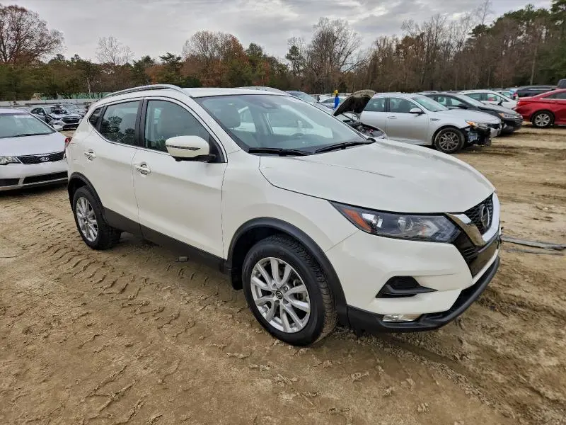 2022 NISSAN ROGUE SPORT SV  