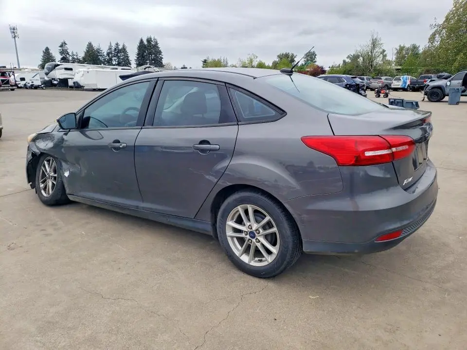 2016 FORD FOCUS SE  