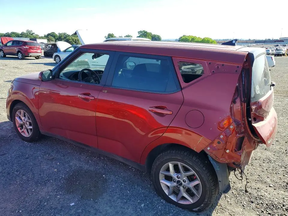 2023 KIA SOUL LX  