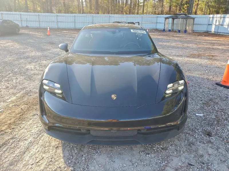 2021 PORSCHE TAYCAN   