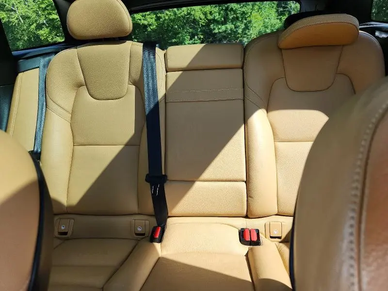 2018 VOLVO XC60 T5 MOMENTUM  