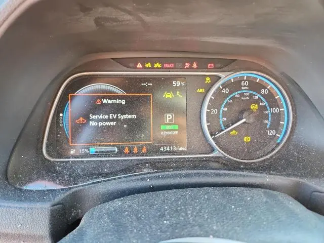 2022 NISSAN LEAF SV PLUS  