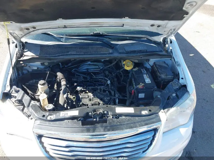 2015 CHRYSLER TOWN & COUNTRY TOURING