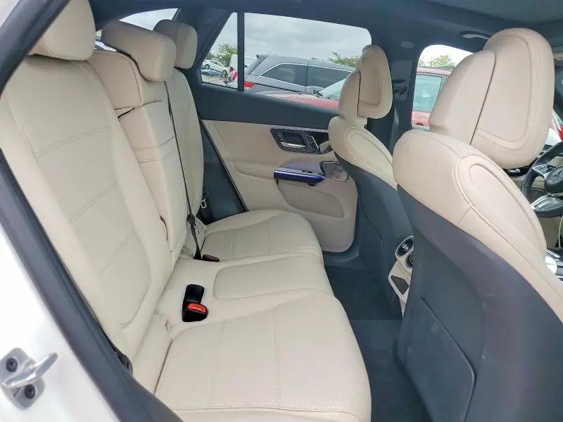 2025 MERCEDES-BENZ GLC 300 4MATIC  