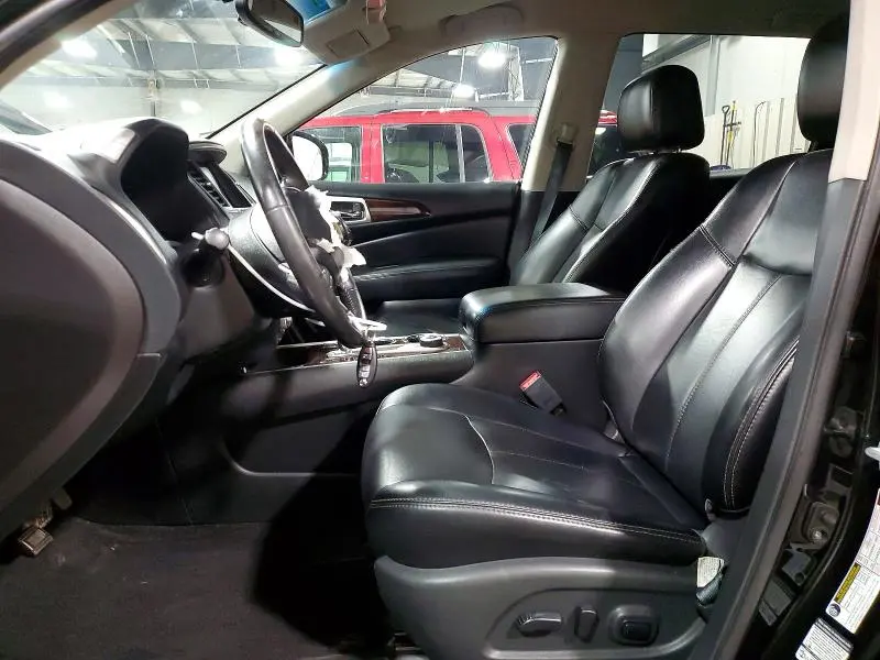 2015 NISSAN PATHFINDER SL  