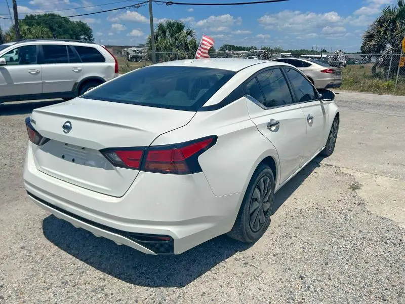 2020 NISSAN ALTIMA S  